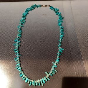 Barefoot Beach Turquoise milky crystal beads necklace